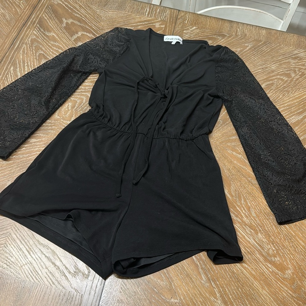 Almost Famous L Black Romper